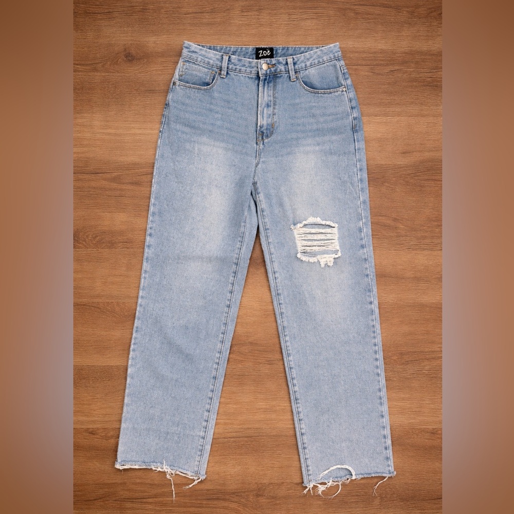 Zoe High Rise Vintage Fit Distressed Straight Leg Jeans Size 9